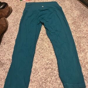 Gently worn cropped lulu align leggings